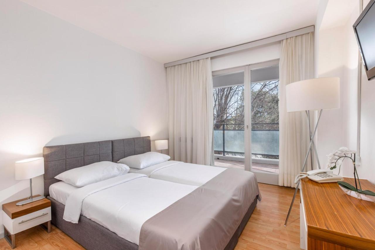 Hotel Zagreb Цриквениця Екстер'єр фото