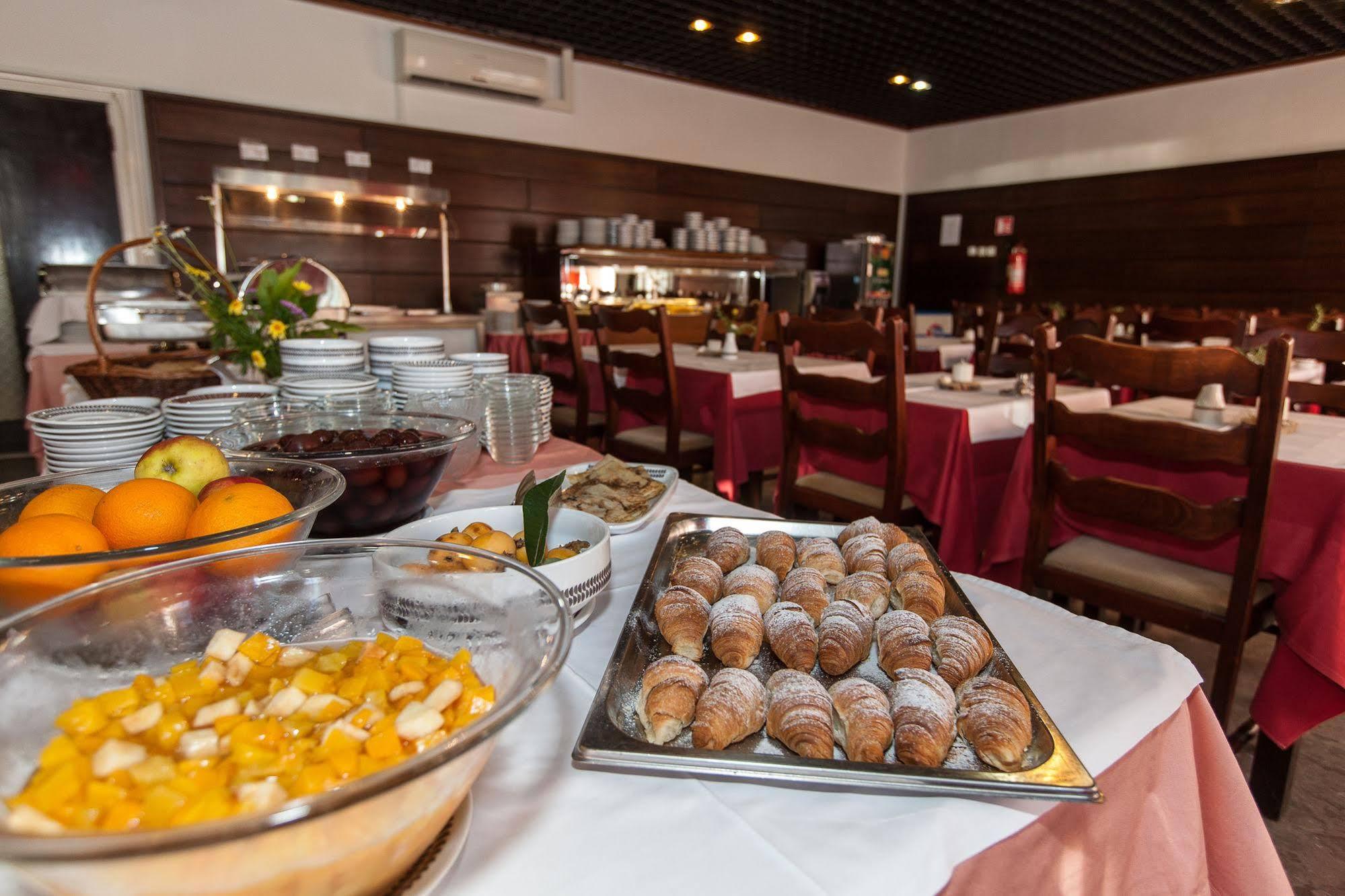 Hotel Zagreb Цриквениця Екстер'єр фото