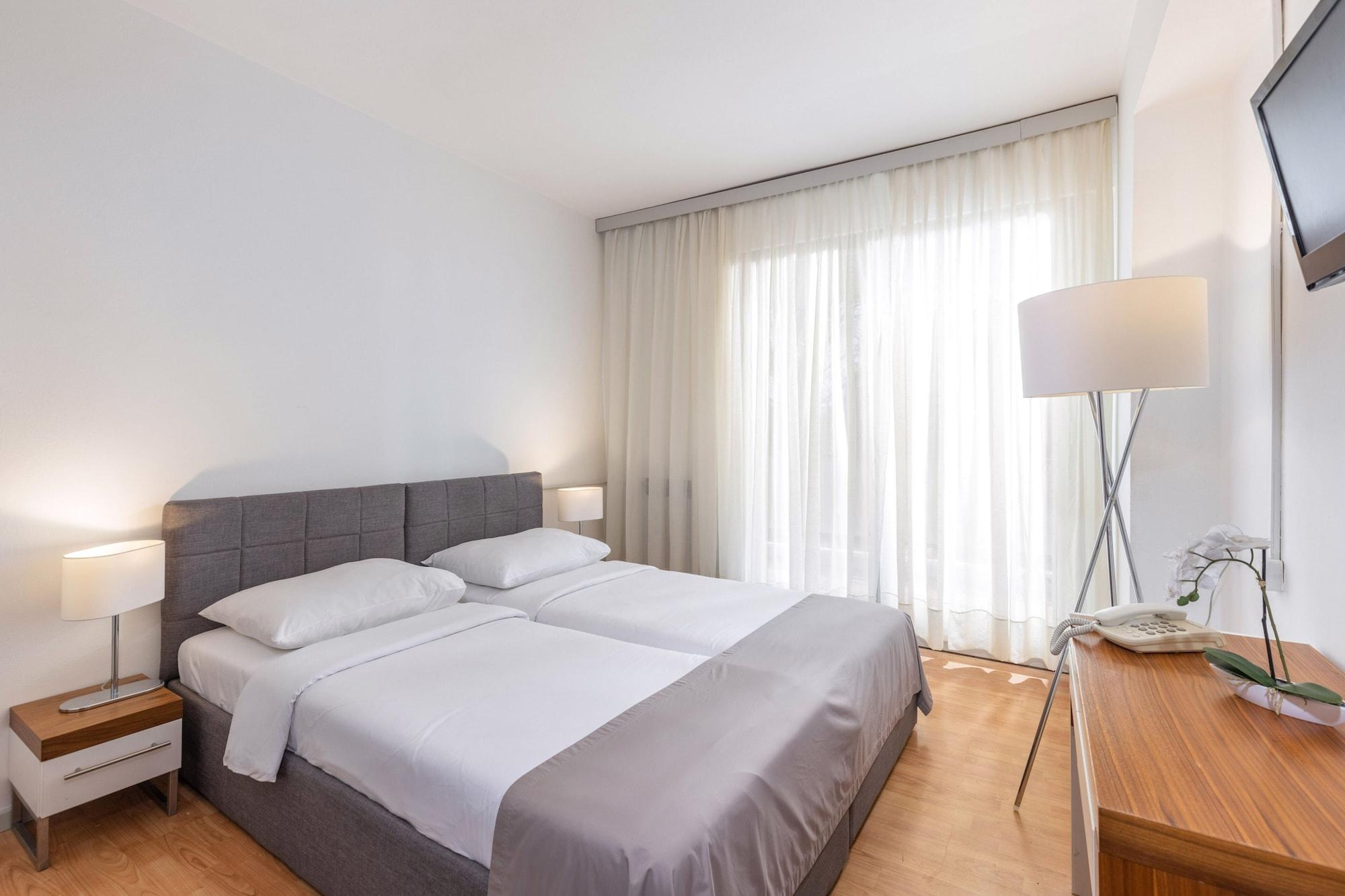 Hotel Zagreb Цриквениця Екстер'єр фото