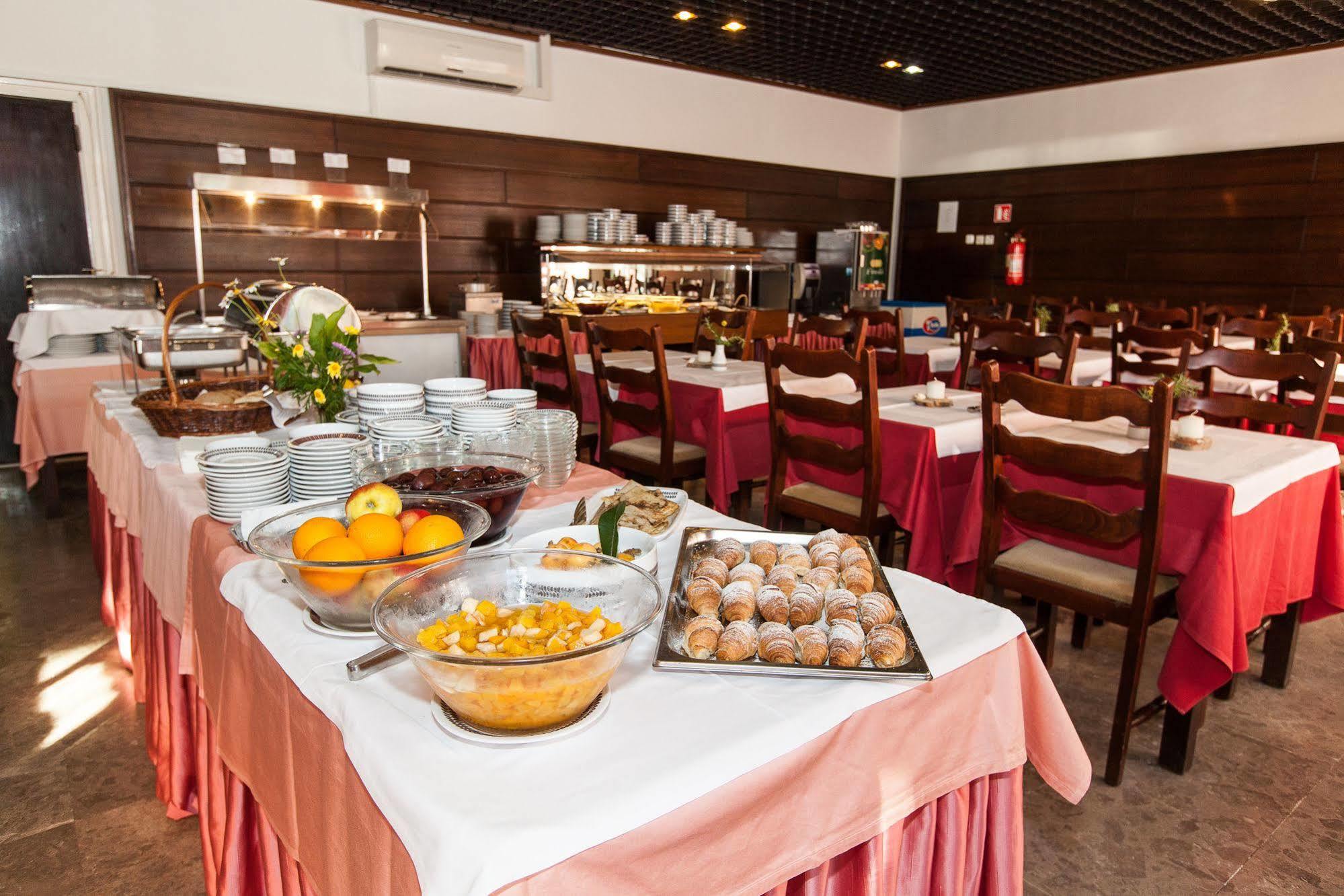 Hotel Zagreb Цриквениця Екстер'єр фото